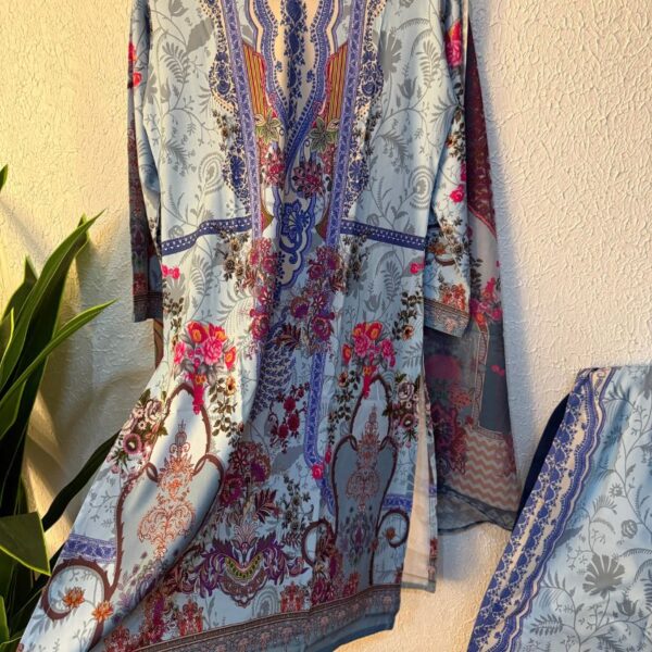 Premium Silk Stitched 3 piece Set - Image 2