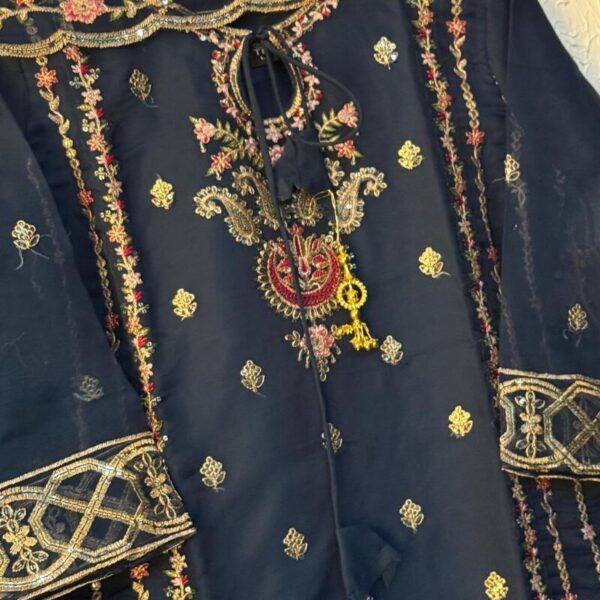 Gorgeous Stitched 3 piece Set - Image 3