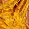 অরিজিনাল ইন্ডিয়ান খাদ্দি জাল কাতান শাড়ী - Image 2