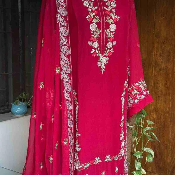 Pakistani Chiffon Luxury suit set - Image 10